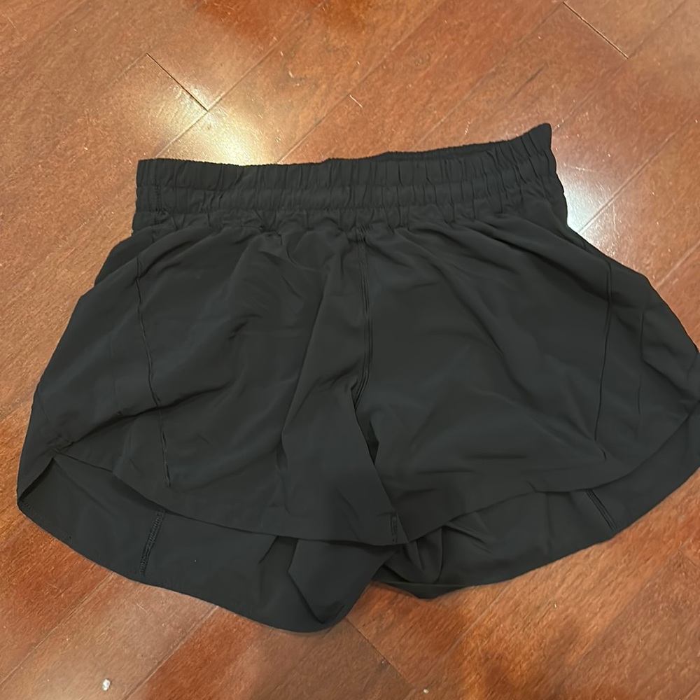size 10 black lululemon hotty hot lined 4